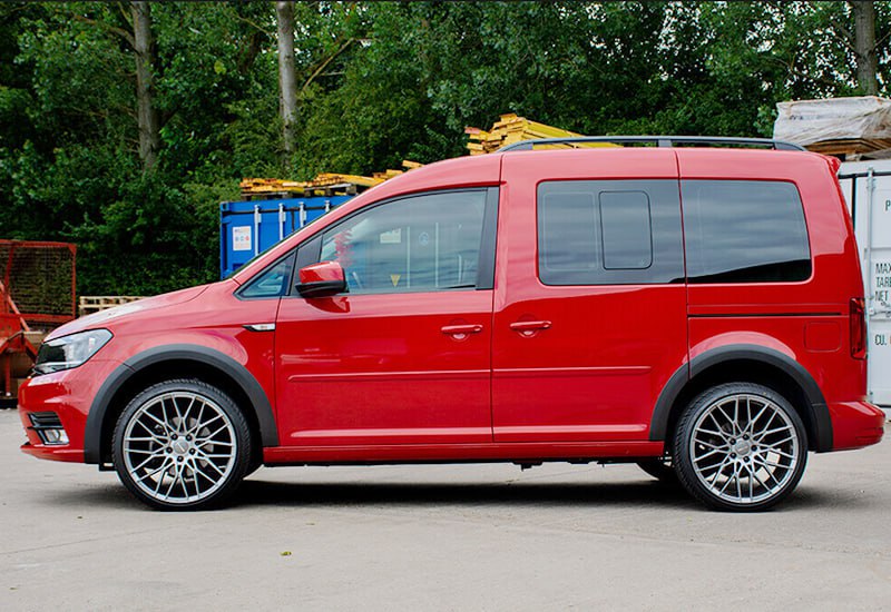 MUDGUARDS SUITABLE FOR VW CADDY 2015+ MATT BLACK SPORTY LOOK