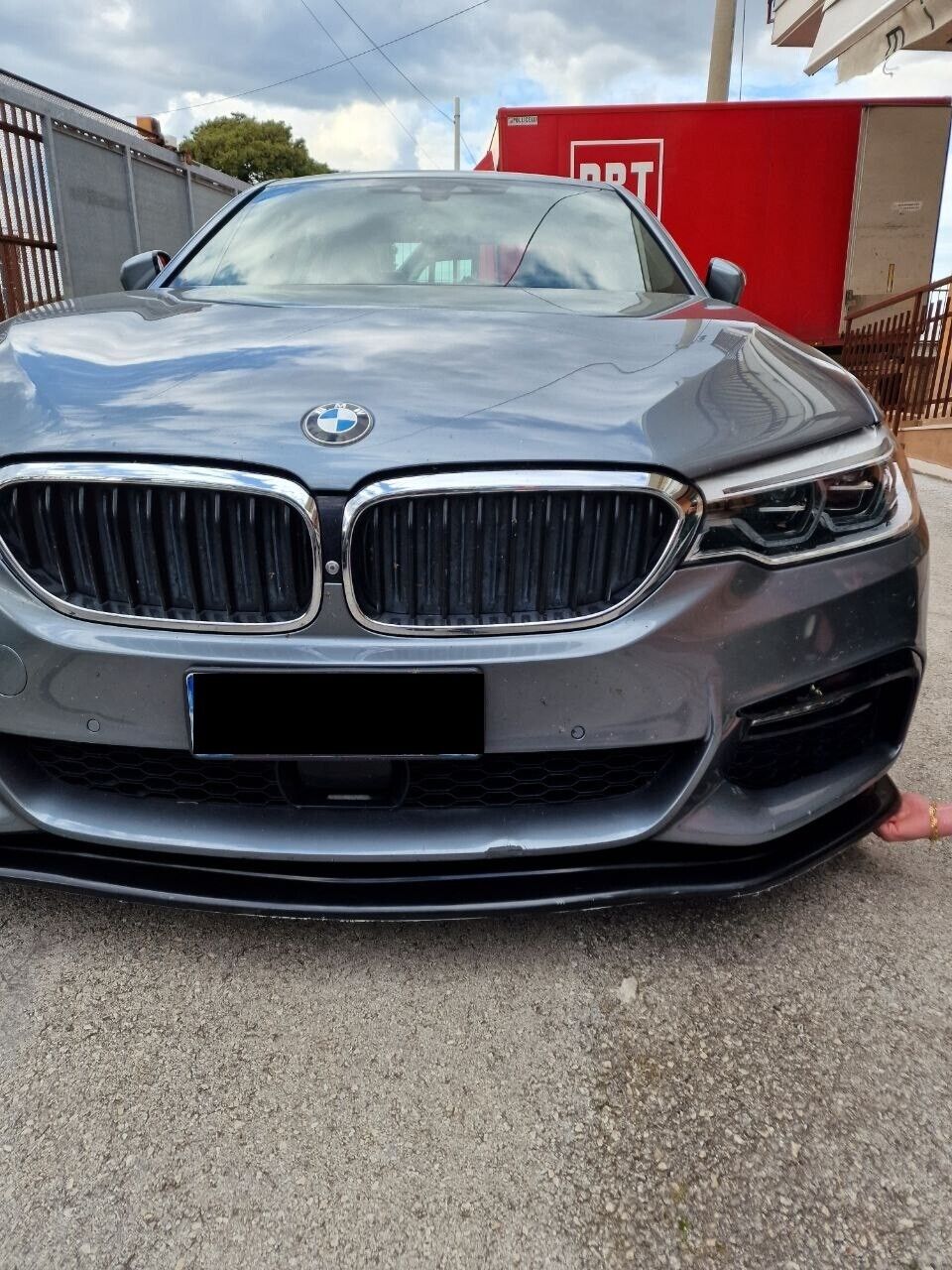BMW 5 SERIES G30 G31 FRONT BUMPER SPLITTER GLOSS BLACK ABS M5 BLADE