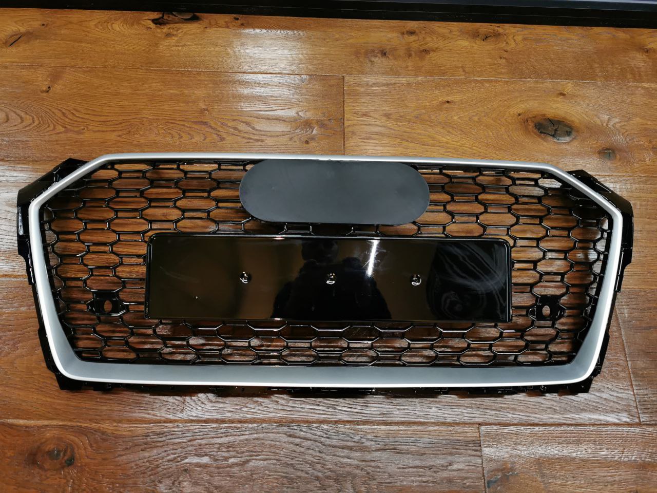 GRIGLIA ADATTA PER AUDI A5 F5 2016+ CALANDRA LOOK RS5 NIDO D'APE BORDO SATINATO