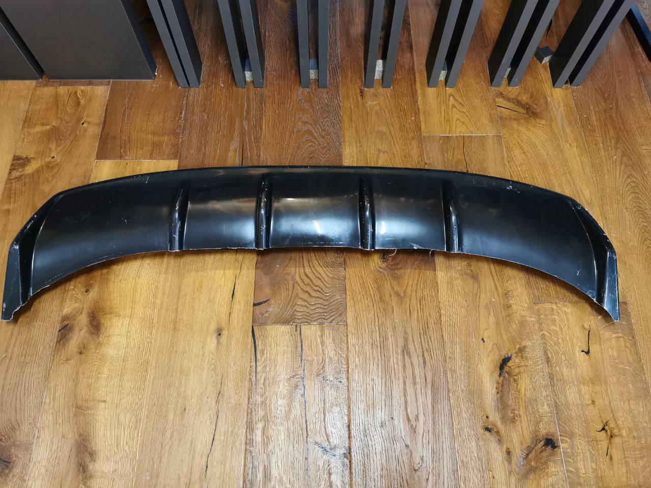 DIFFUSORE ADATTO PER OPEL ASTRA J 2012-2015 LOOK NERO LUCIDO DESIGN SPORTIVO