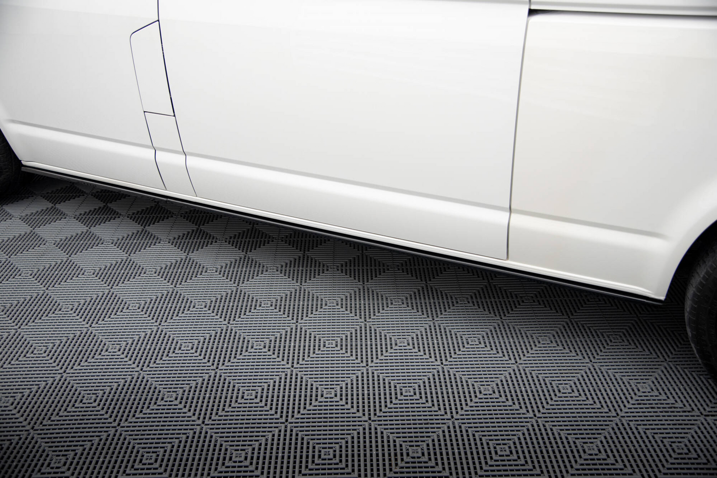 MINIGONNE LATERALI PER VOLKSWAGEN T6 FACELIFT LUNGO