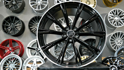 ADATTO per Audi A4 A5 A6 A7 A8 S LINE 20 inch 5x112 Abt Design Nero Lucido Ruote