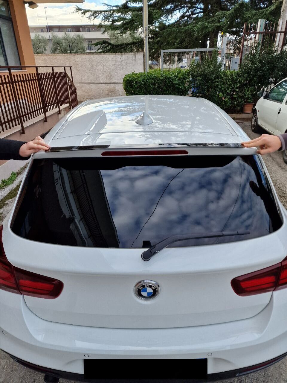 ALA SPOILER AGGIUNTICO PER BMW SERIE 1 F20 F21 M SPORT NERO LUCIDO ABS AUTOELEGANCERICAMBI