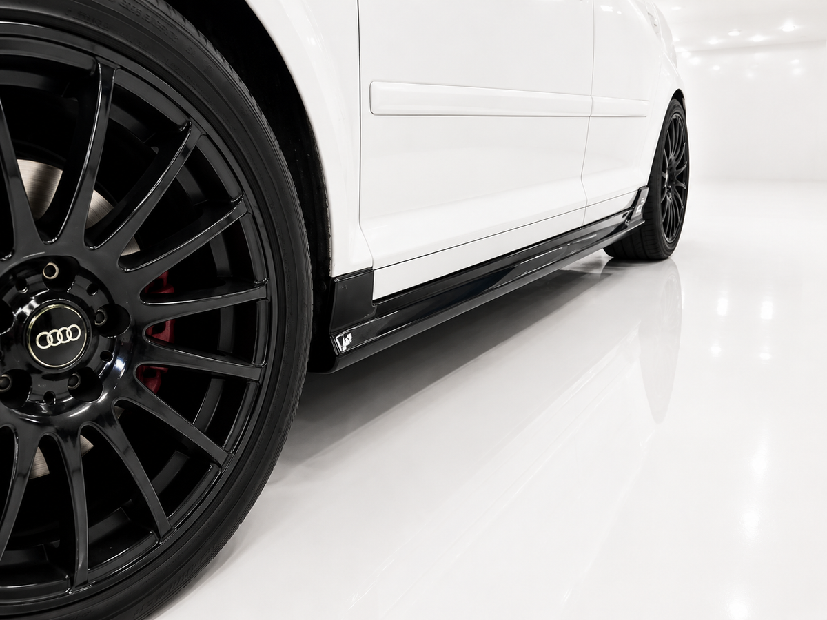 👉Minigonne laterali per Audi A3 8P Sportback (2005-2012) ABS nero lucido👈