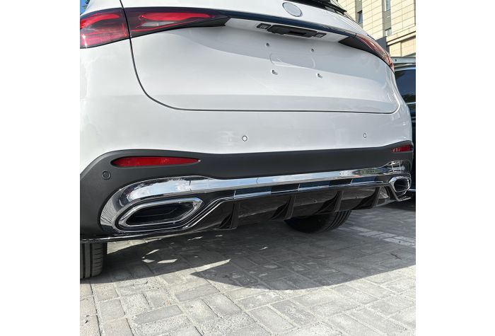 Diffusore sotto spoiler adatto per Mercedes GLC X254 C254 AMG