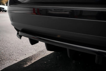 SPLITTER POSTERIORE CENTRALE (CON BARRE VERTICALI) VOLKSWAGEN TOUAREG MK2
