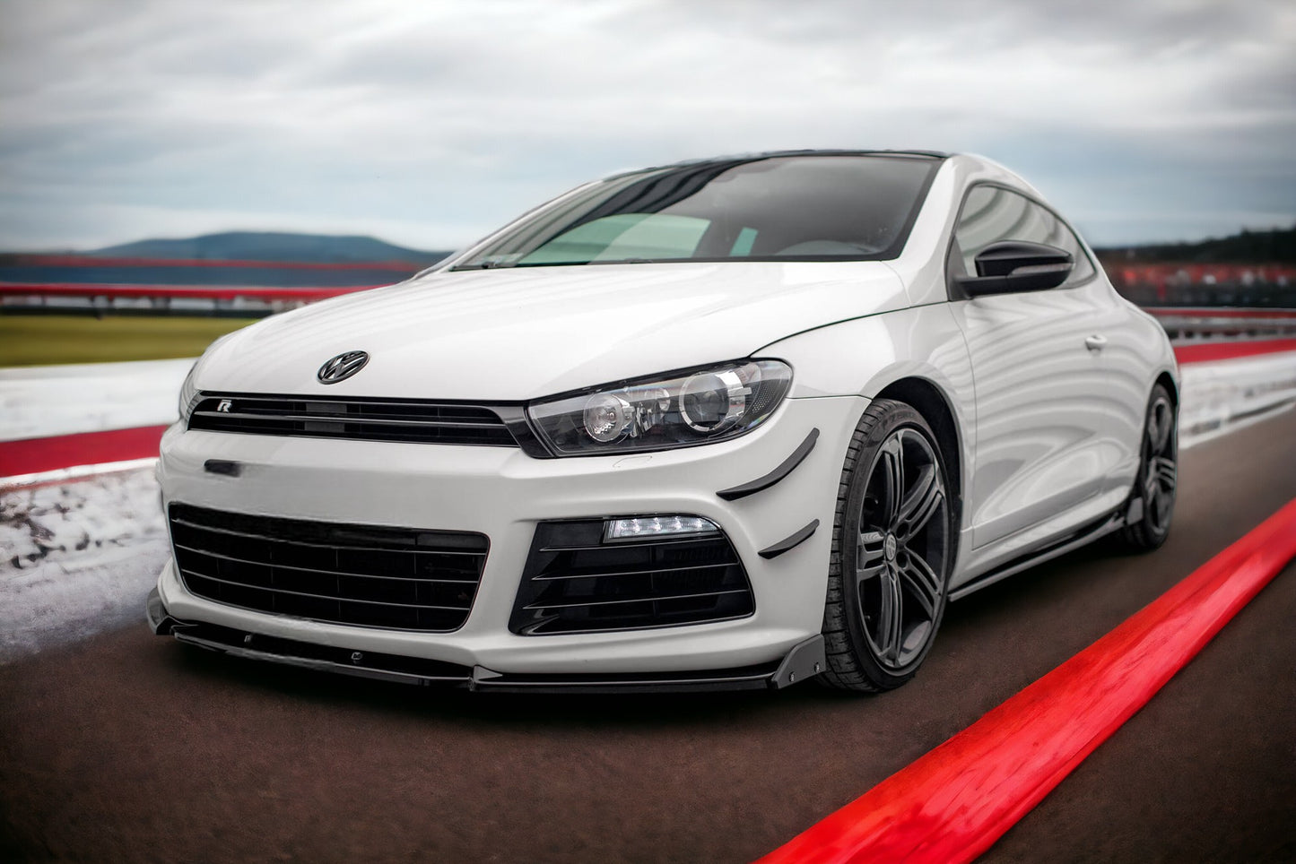 SPLITTER ANTERIORE V.3 + FLAPS VOLKSWAGEN SCIROCCO R MK3