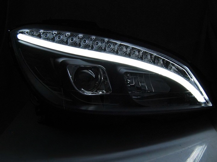 💕ART.10590 FARI  ANTERIORI ADATTO  PER MERCEDES CLASSE C W204 07-10💕