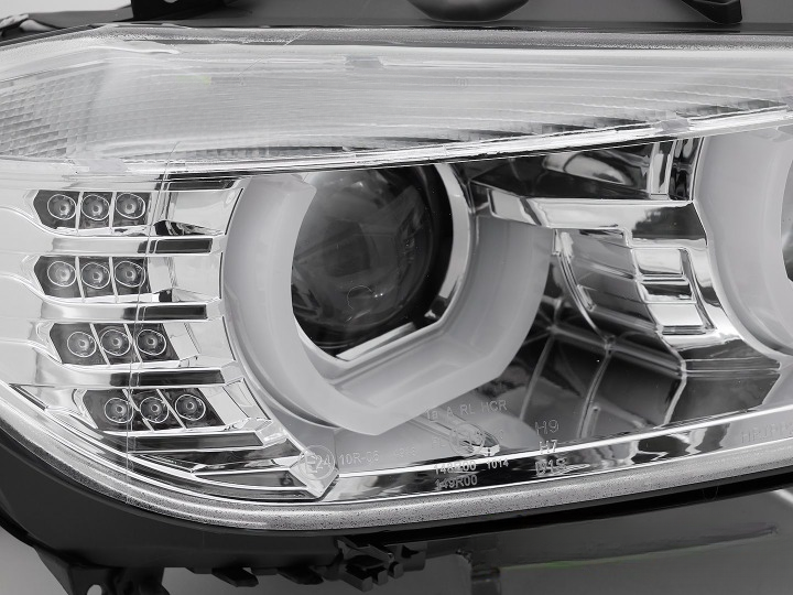 ART.5482    FARI ANTERIORI BMW SERIE 3 F30/F31 11 -15 U-TYPE CROMATA