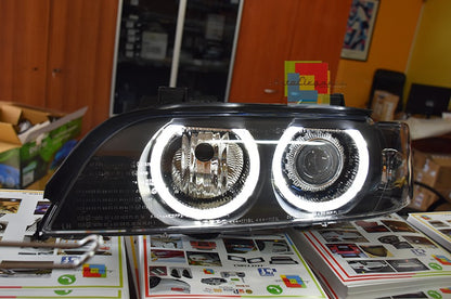 Fari adatti per BMW Serie 5 E39 (09.1995-06.2003) Angel Eyes Black Design