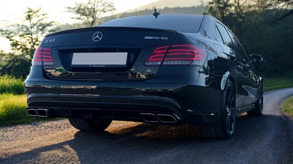 Spoiler adatto per Mercedes E-Class (W212) Sedan (2009-2016)