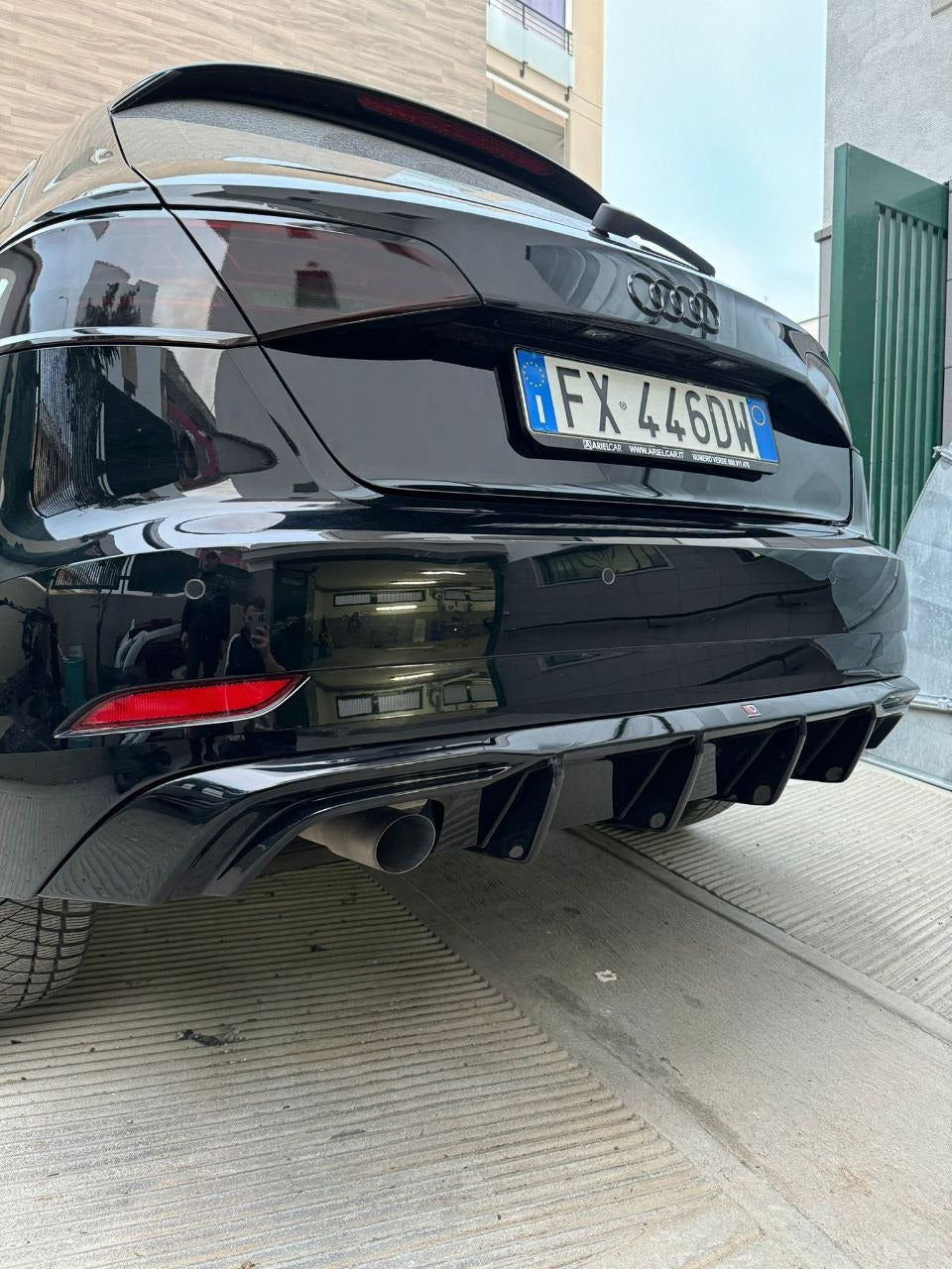 ART. 1733 DIFFUSORE A3 8V 2017-2020 STANDARD 2SX LOOK RS3 NERO LUCIDO