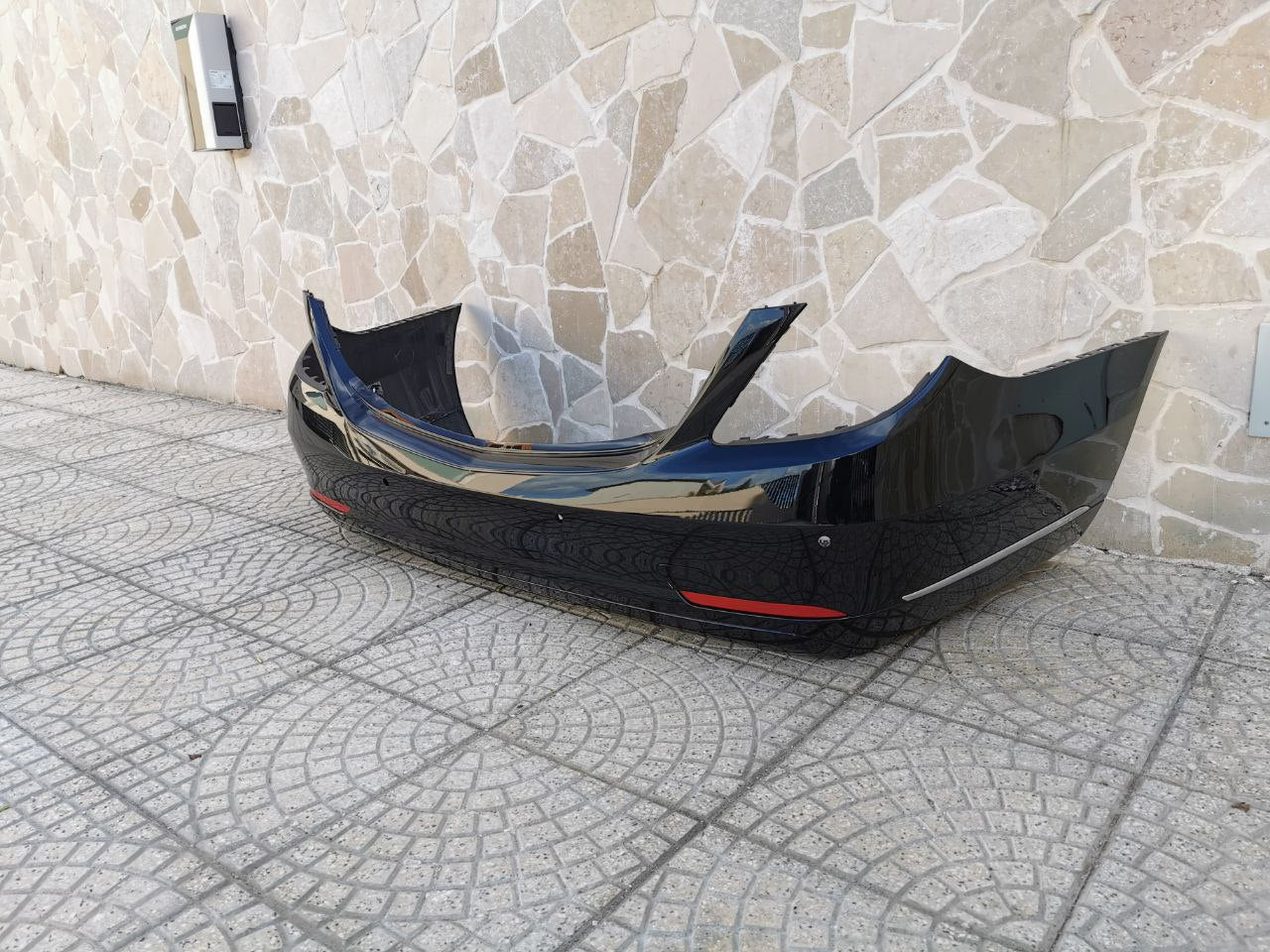 "USED" REAR BUMPER FOR MERCEDES-BENZ S-CLASS W222 GLOSSY BLACK LOOK 