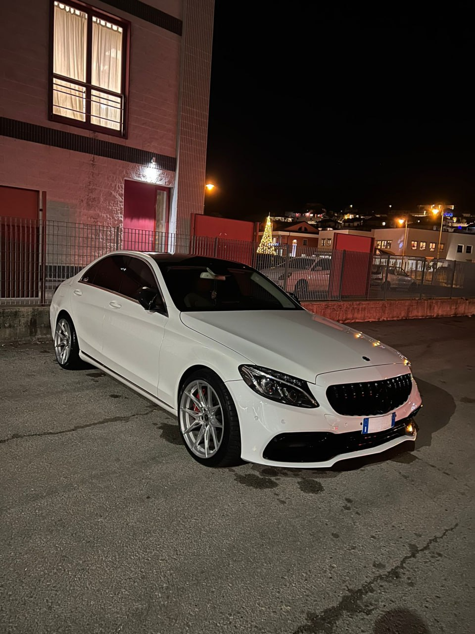 GRIGLIA ADATTA PER MERCEDES CLASSE C W205 2015-2018 NERO LUCIDO SENZA CAMERA GT