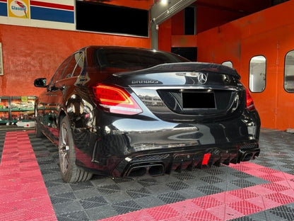 DIFFUSORE ADATTO PER MERCEDES CLASSE C W205 LOOK SPORTIVO NERO LUCIDO