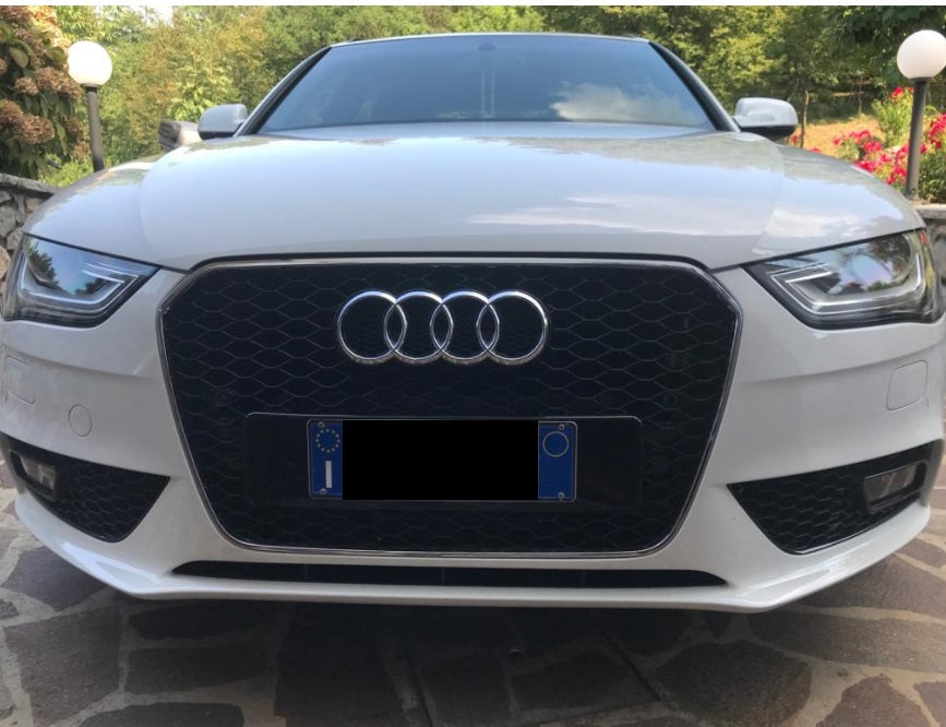 GRIGLIA ADATTA PER AUDI A4 B8 2012-2015 LOOK RS4 CON BORDO SATINATO
