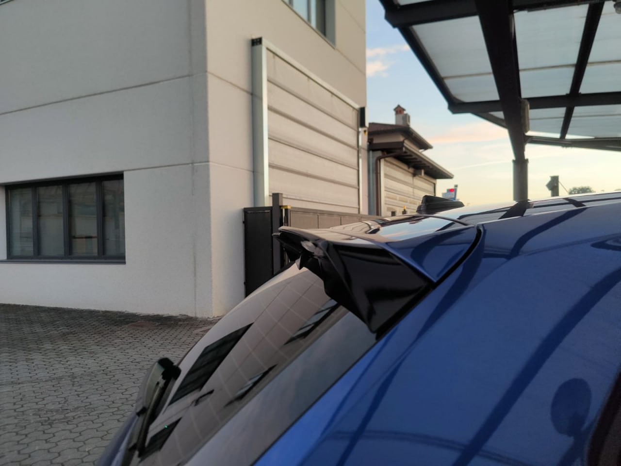 SPOILER ADATTO PER VW POLO AW1 LOOK GTI GTD RLINE LOOK NERO LUCIDO