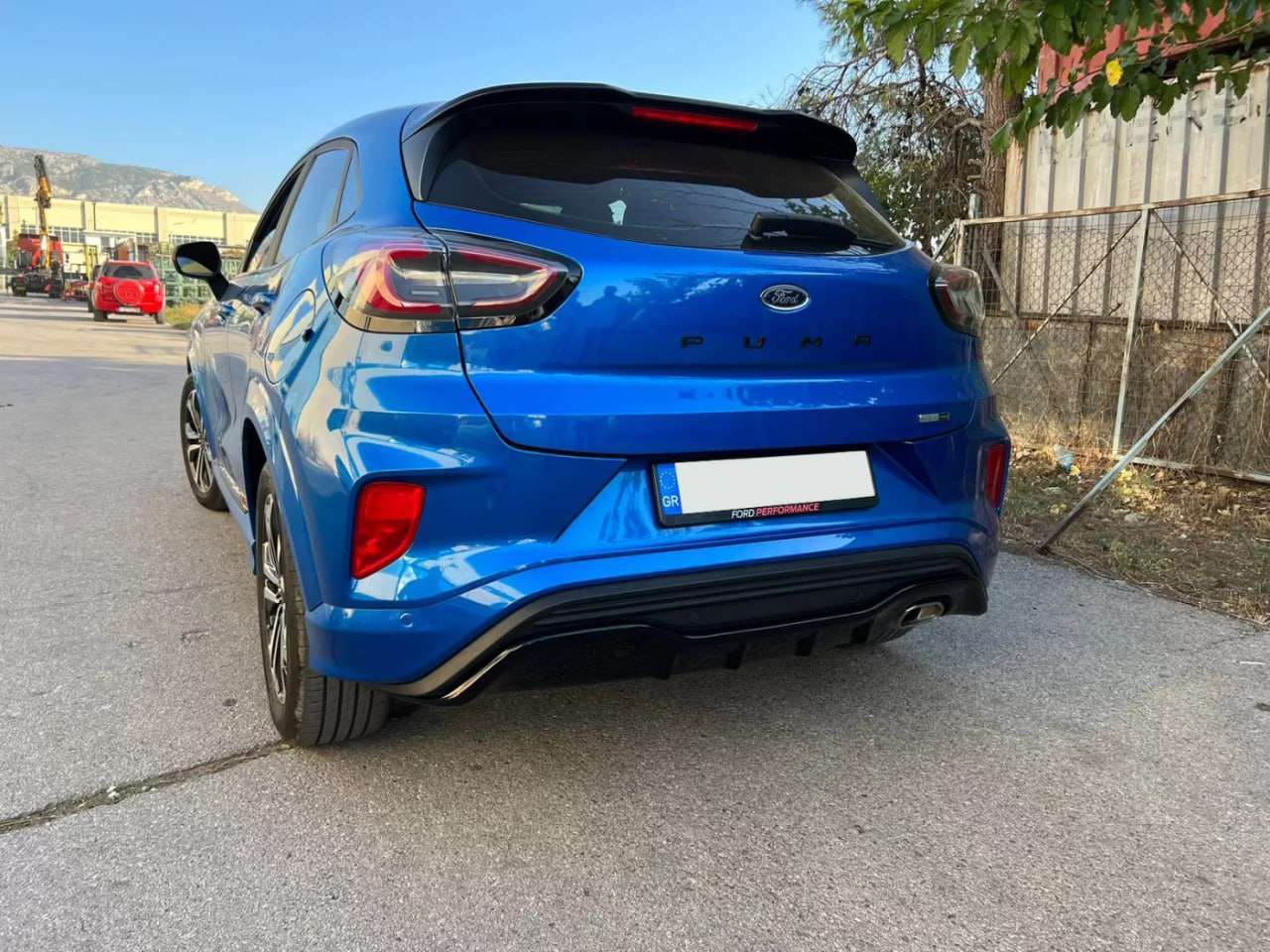 DIFFUSORE ADATTO PER FORD PUMA ST-LINE 2019+ LOOK NERO LUCIDO