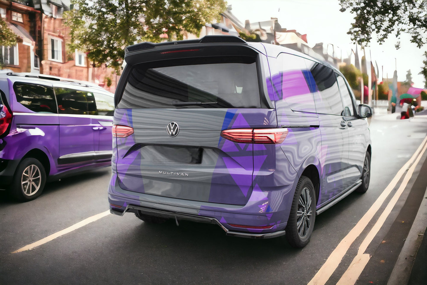 REAR CENTRAL SPLITTER (WITH VERTICAL BARS) VOLKSWAGEN MULTIVAN T7 