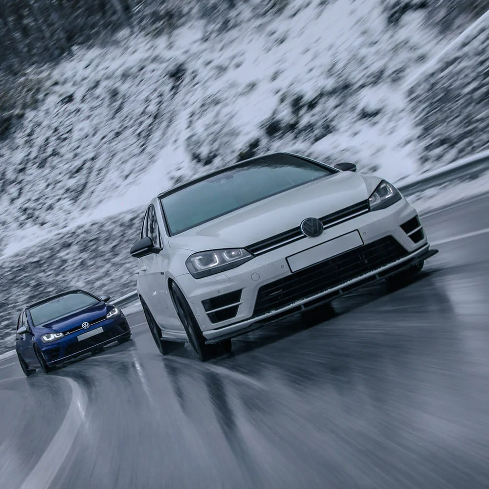 2094 SPLITTER GOLF 7 R 2012-2016 NERO LUCIDO