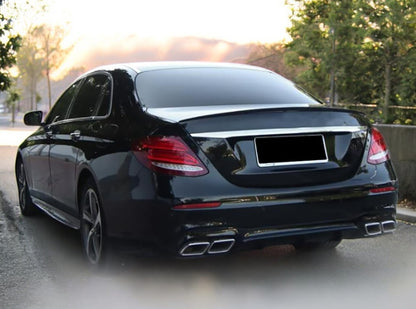 Spoiler adatto per Mercedes E-Class W213 2016-2023