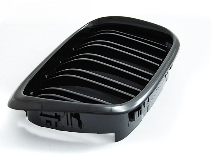 💫ART.7275 GRIGLIA SPORTIVA NERO LUCIDO compatibile con BMW E39 95-03💫
