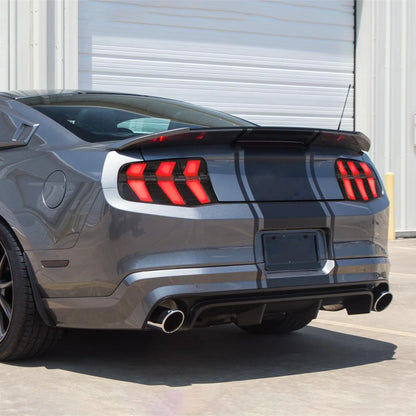 Luci posteriori a LED complete per Ford Mustang 2010-2012 con animazione di avvio Luci di marcia