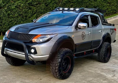 PROTEZIONE PORTIERE ADATTE PER MITSUBISHI TRITON L200 2015+ LOOK NERO OPACO
