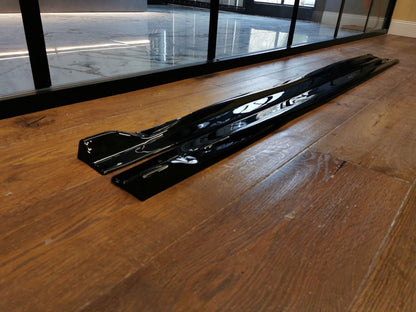 SOTTO MINIGONNE ADATTE PER MERCEDES CLASSE A W177 V177 LOOK NERO LUCIDO