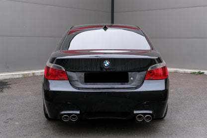 Paraurti posteriore per BMW Serie 5 E60 2003-2010 M5 look senza PDC-mostra il titolo originaleTesto originaleHeckstoßstange für BMW 5er E60 2003-2010 M5 Look ohne PDC