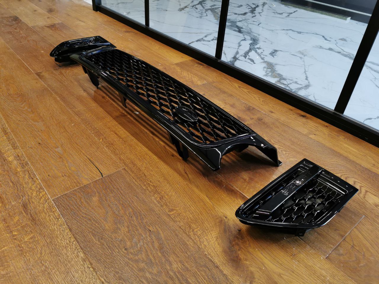 GRILLE SUITABLE FOR RANGE ROVER SPORT L320 LIFT 09-13 AUTOBIOGRAPHY LOOK GLOSSY