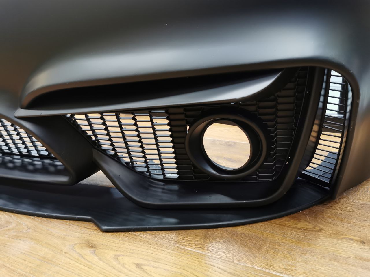 FRONT BUMPER SUITABLE FOR BMW 5 SERIES E60 E61 2003-2010 M4 LOOK