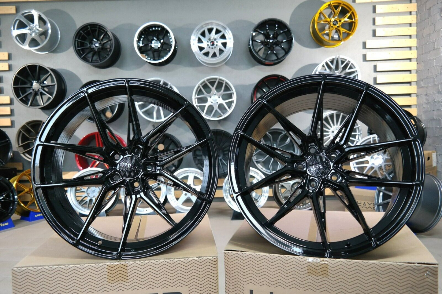 ADATTO per BMW 5 7 G Serie Audi Mercedes CERCHI IN LEGA 22 inch 5x112 HAXER HX036