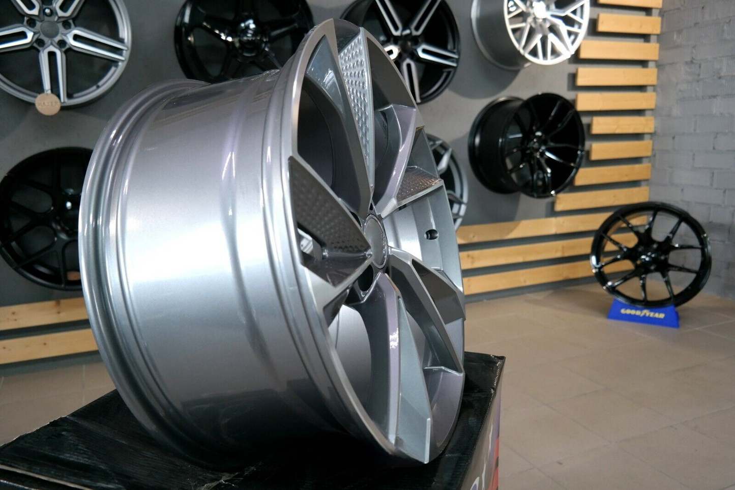 SUITABLE for Audi A4 A5 A6 A7 A8 New 21 inch 5x112 RS7 Style Gloss Grey Wheels 