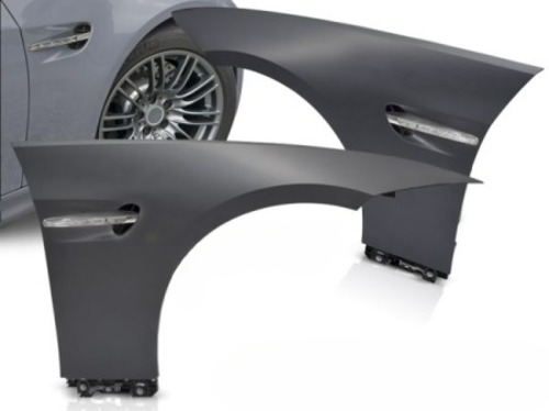 PARAFANGHI SPORT STYLE CON LED adatti per BMW E92 E93 06-13