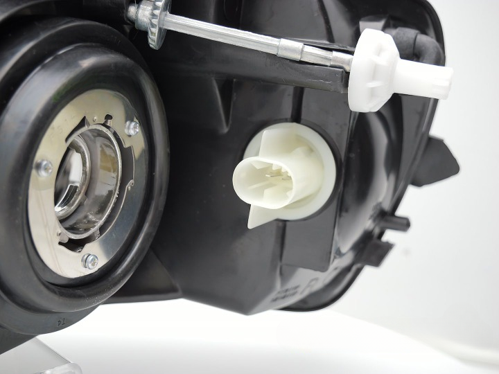 ART.5641  FARI  ANTERIORI  OPEL ASTRA G 97-04