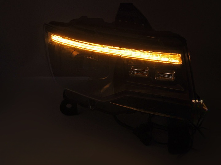 ART.5581 FARI ANTERIORI JEEP GRAND CHEROKEE 14-21 BLACK TUBE LIGHT SEQ