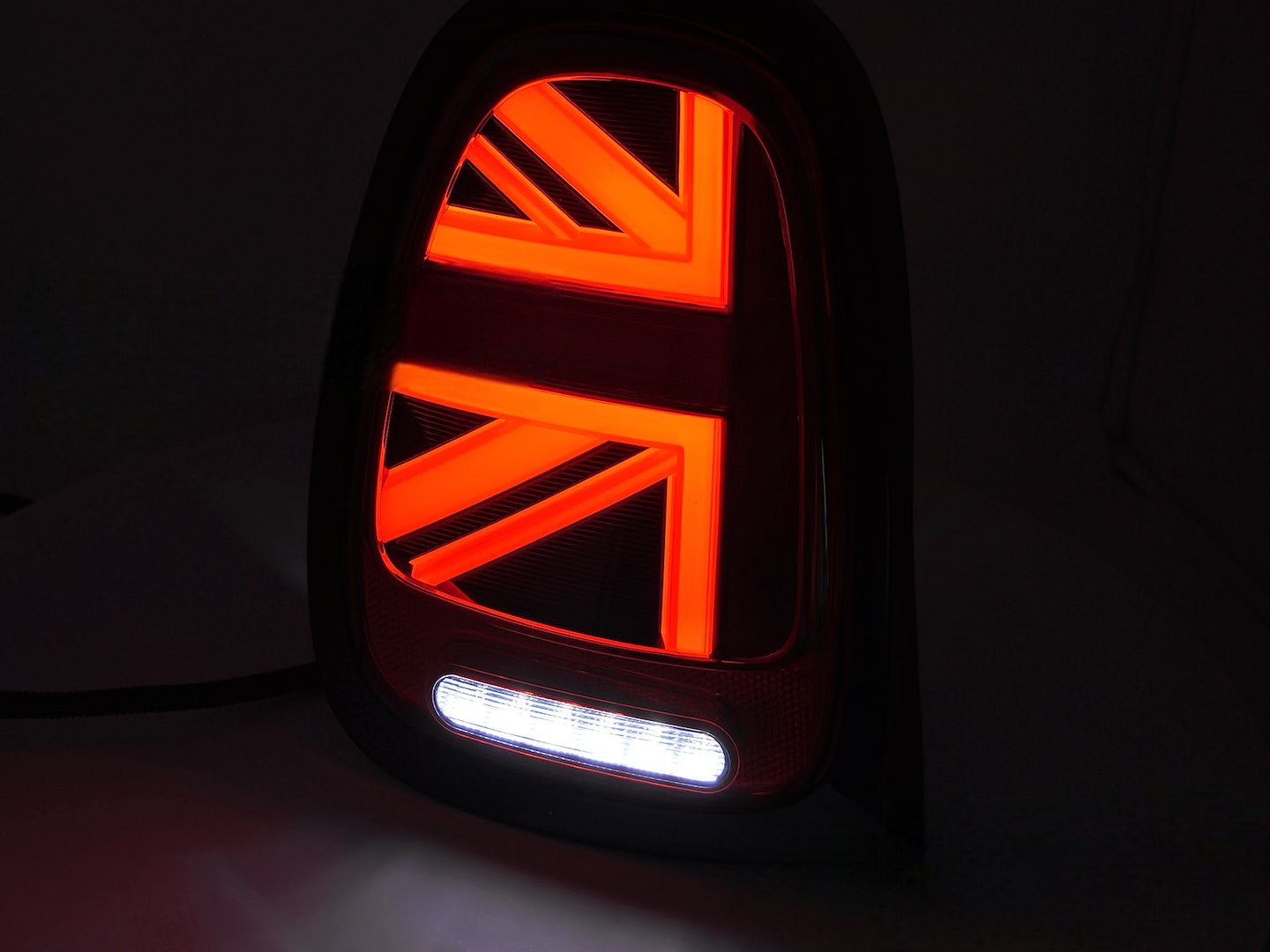💫ART.6724 Fanale posteriore LED rosso adatto per MINI COOPER F55 F56 F57 14-17💫