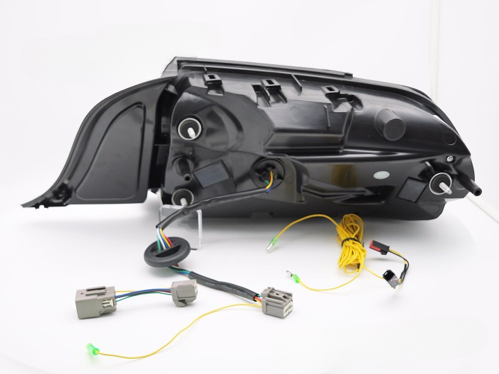 💫ART.5842 FARI FORD MUSTANG 2014-2022 LED ROSSO💫