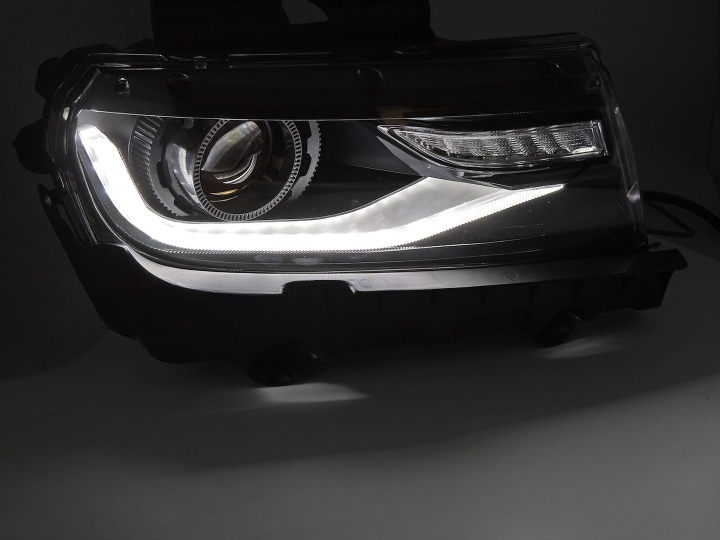 ART.5525 FARI ANTERIORI CHEVROLET CAMARO 13-15 TUBI LED NERO