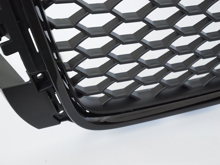 💫ART.6013 GRIGLIA SPORTIVA NERA LUCIDA PDC per AUDI A3 2008-2012💫