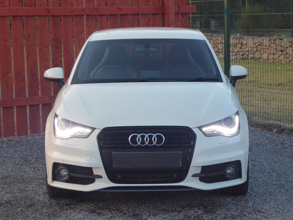 FARI ANTERIORI ADATTI PER AUDI A1 8X 2010-2015