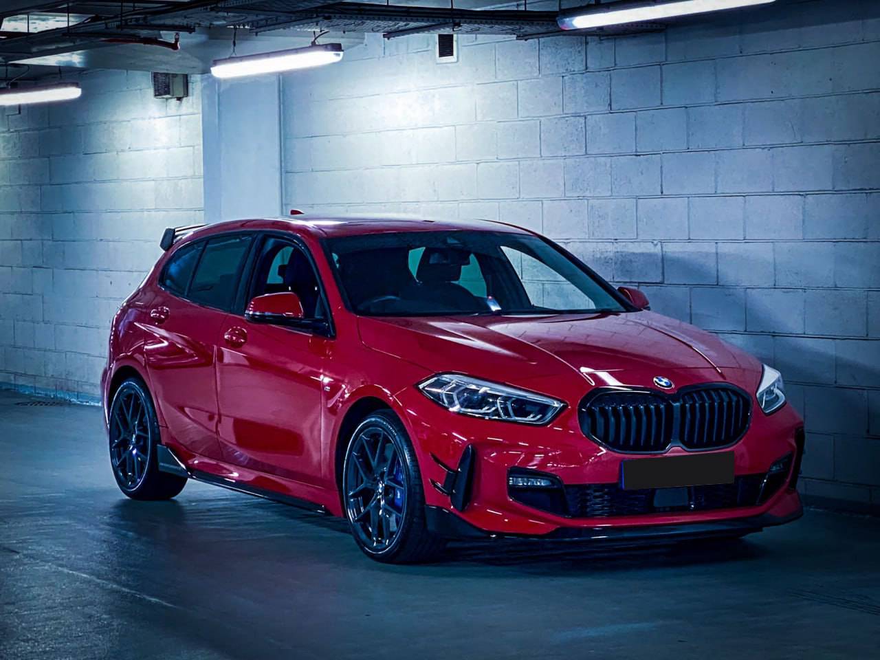 SPLITTER ADATTO PER BMW SERIE 1 F40 MSPORT LOOK NERO LUCIDO CON BAFFI