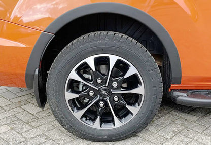 PARAFANGHI ALLARGATI ADATTI PER FORD TRANSIT CUSTOM MK1 FL 2018+ NERO OPACO