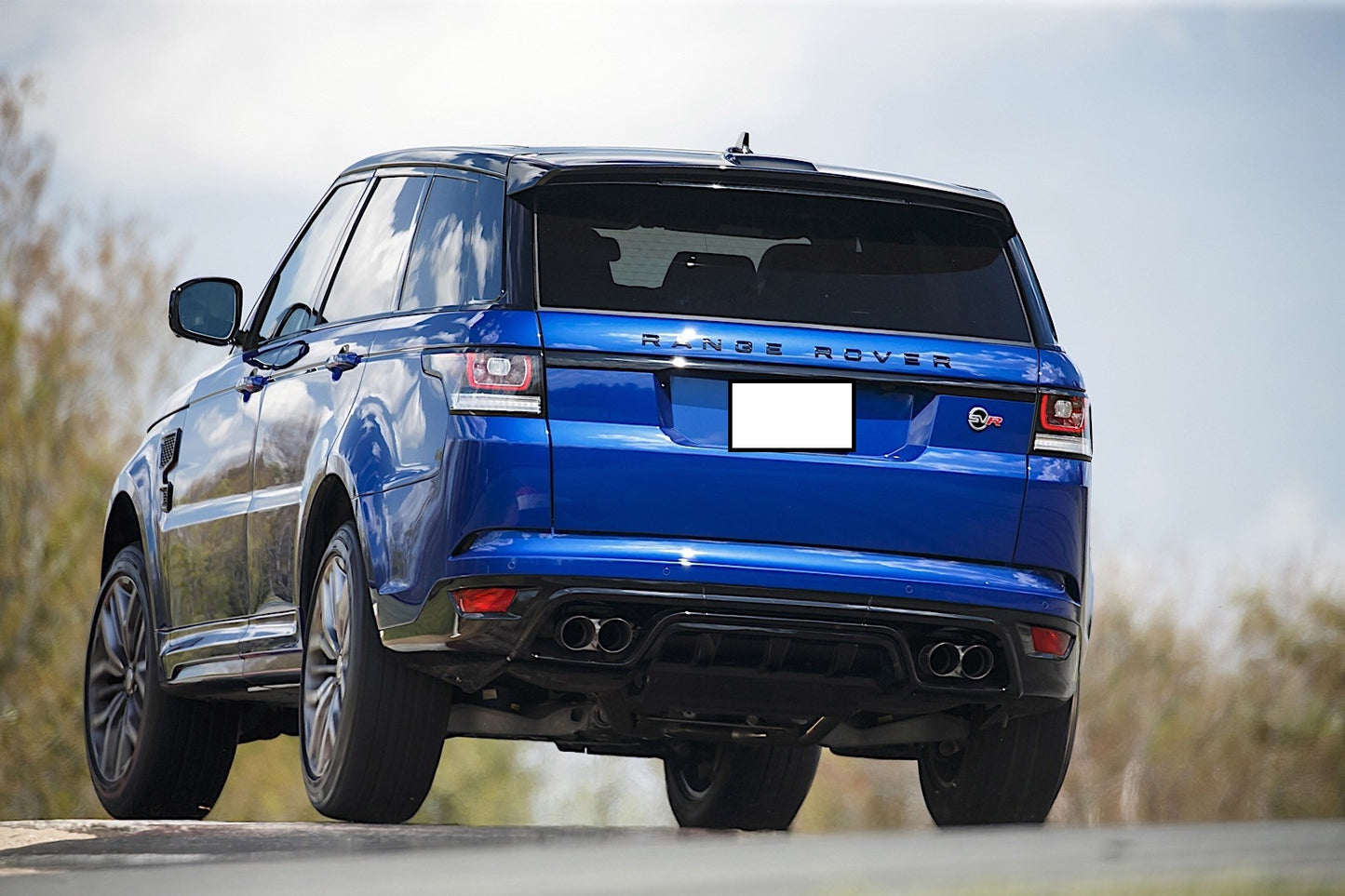 Body Kit compatible with Land Range Rover Sport L494 (2013-2017) SVR Design