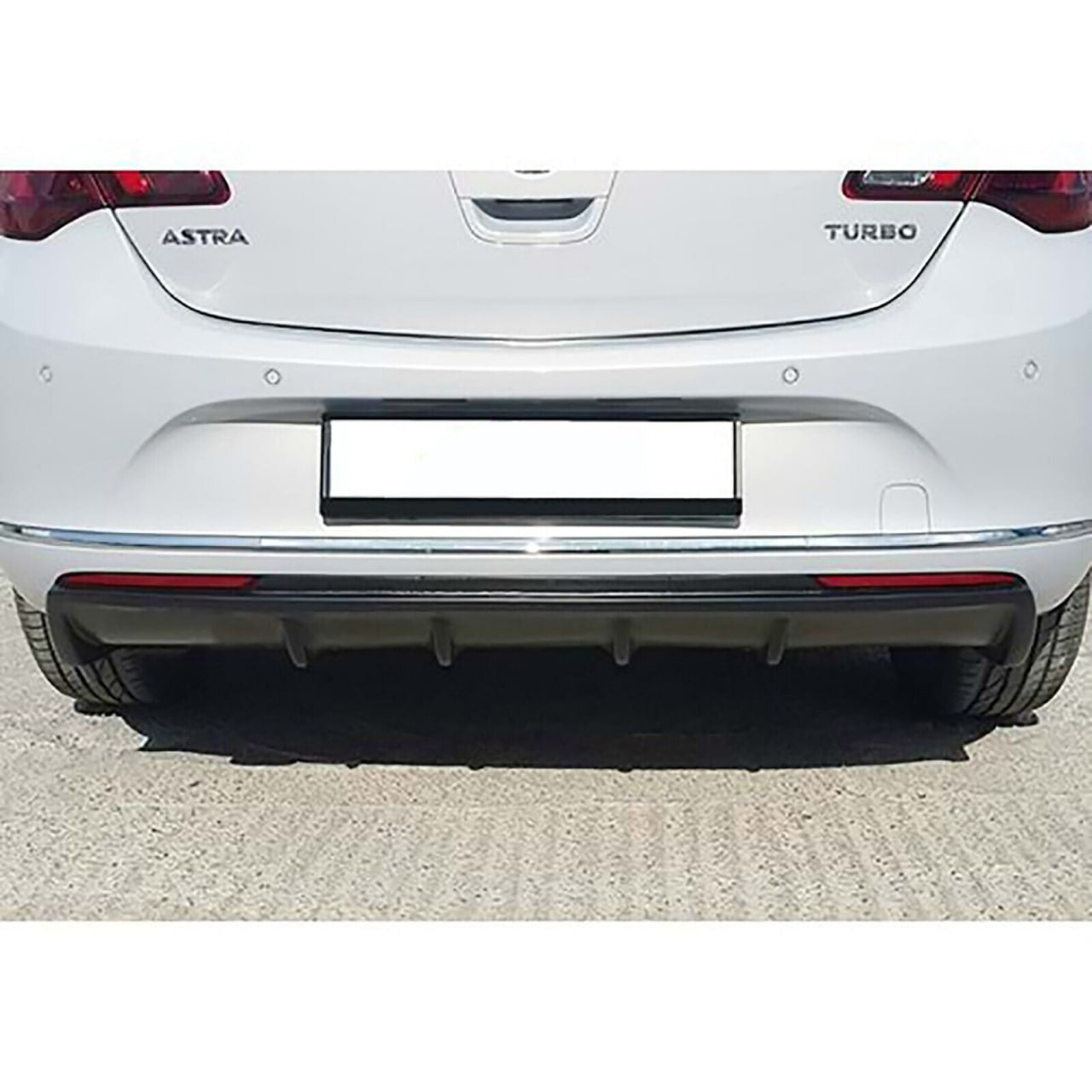 DIFFUSORE ADATTO PER OPEL ASTRA J 2012-2015 LOOK NERO LUCIDO DESIGN SPORTIVO