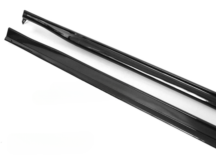 💫ART.7236 MINIGONNE LATERALI SPORTIVE NERO LUCIDO per VW GOLF 8 19-24💫