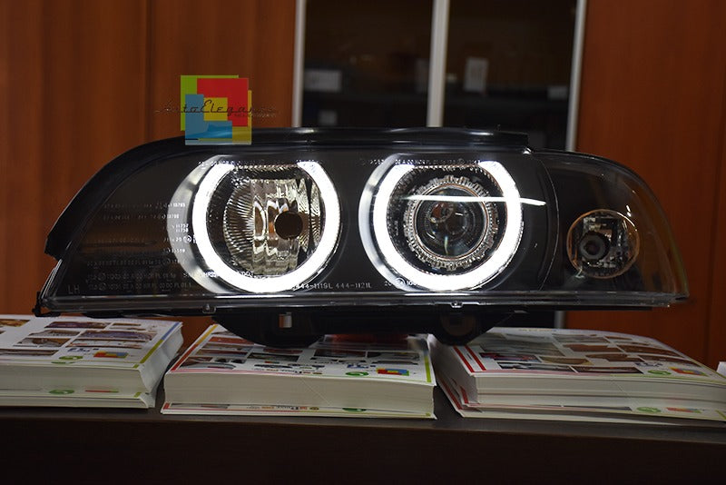 Fari adatti per BMW Serie 5 E39 (09.1995-06.2003) Angel Eyes Black Design