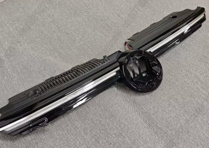 Griglia anteriore a LED aggiornata per Volkswagen VW Golf MK8 2020-2024 GTI/R Style