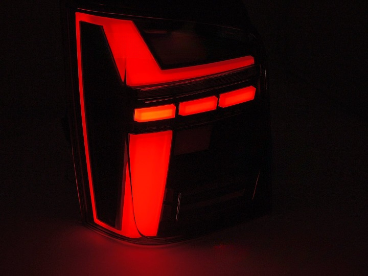 💫ART.5927 FARI POSTERIORI A BARRA LED FUME' SEQ per VW T5 2010-2015💫